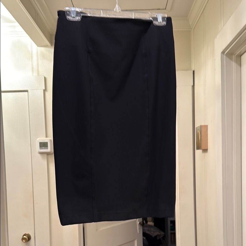 Veronica Beard Classic Black Pencil Skirt